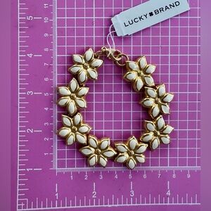 Lucky Brand Gold and Cream Flower Bracelet